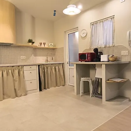Mina Nai Apartment